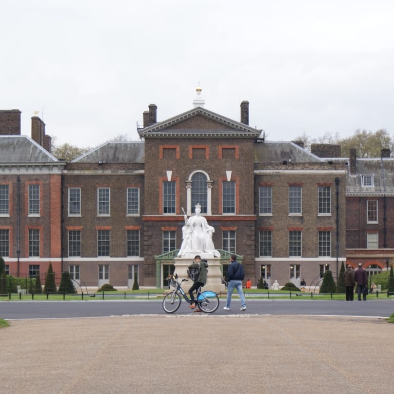 Afternoon Tea at Kensington Palace – Recently Added Experiences Bahrain Mega Deals Best Online Shopping Deals and Discounts in Bahrain, GCC