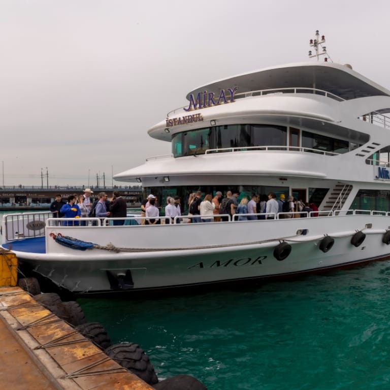 Bosphorus Cruise with Open Buffet Lunch – Boat Tours and Cruises Bahrain Mega Deals Best Online Shopping Deals and Discounts in Bahrain, GCC