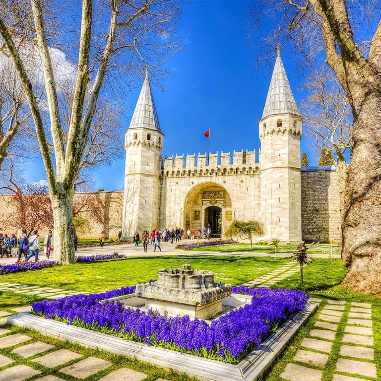 Topkapi Palace & Harem Museum Ticket & Audio Guide – Sightseeing and Tours Bahrain Mega Deals Best Online Shopping Deals and Discounts in Bahrain, GCC